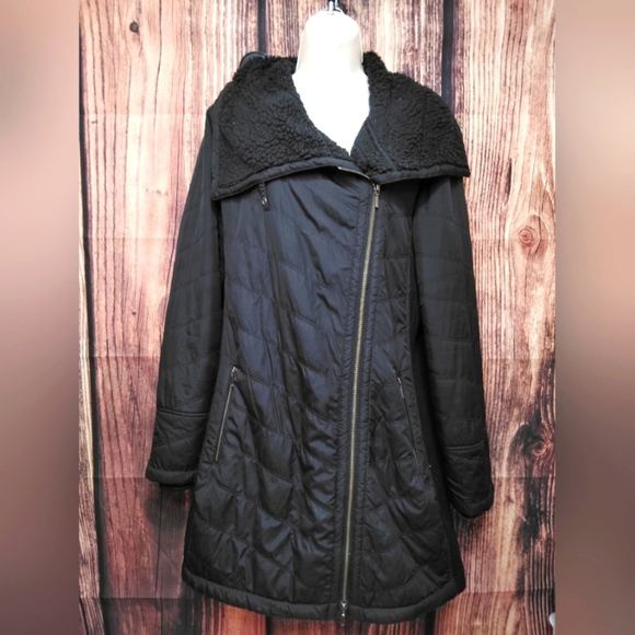 Prana Women's Black Quilted Coat - Picture 1 of 3